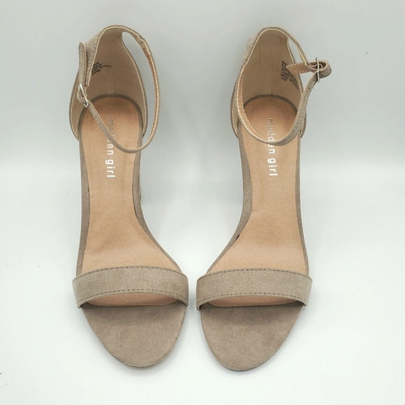 Steve Madden Girl Beella heels NWOB - Picture 2 of 10